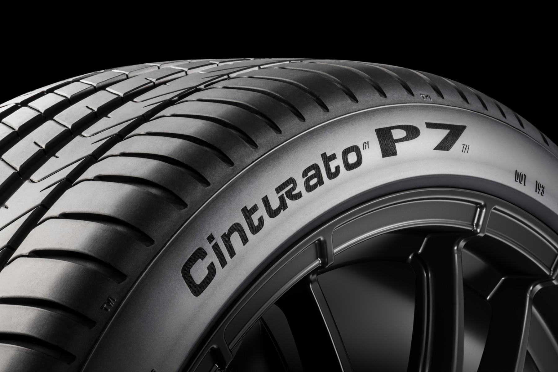Pirelli’s New Cinturato P7 Tire Auto Adjusts to Temperature Changes.